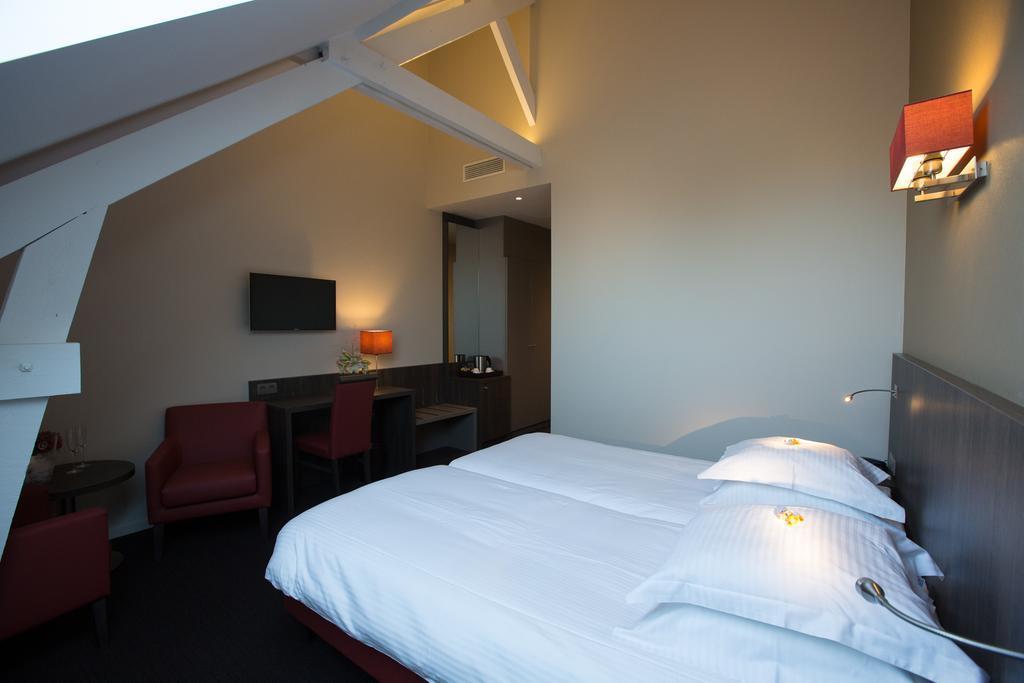 Albion Hotel Ypres Habitación foto